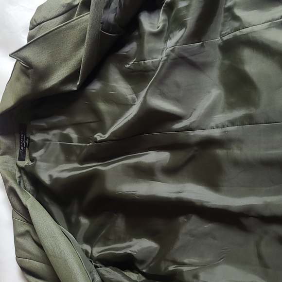 Ladies Pants Suit - Picture 9 of 10